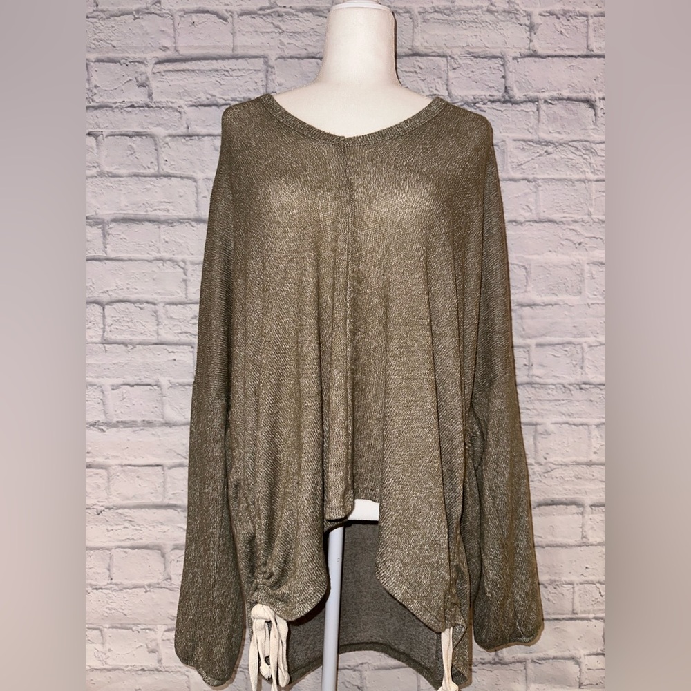 Olive Green/Moss flowy pullover top